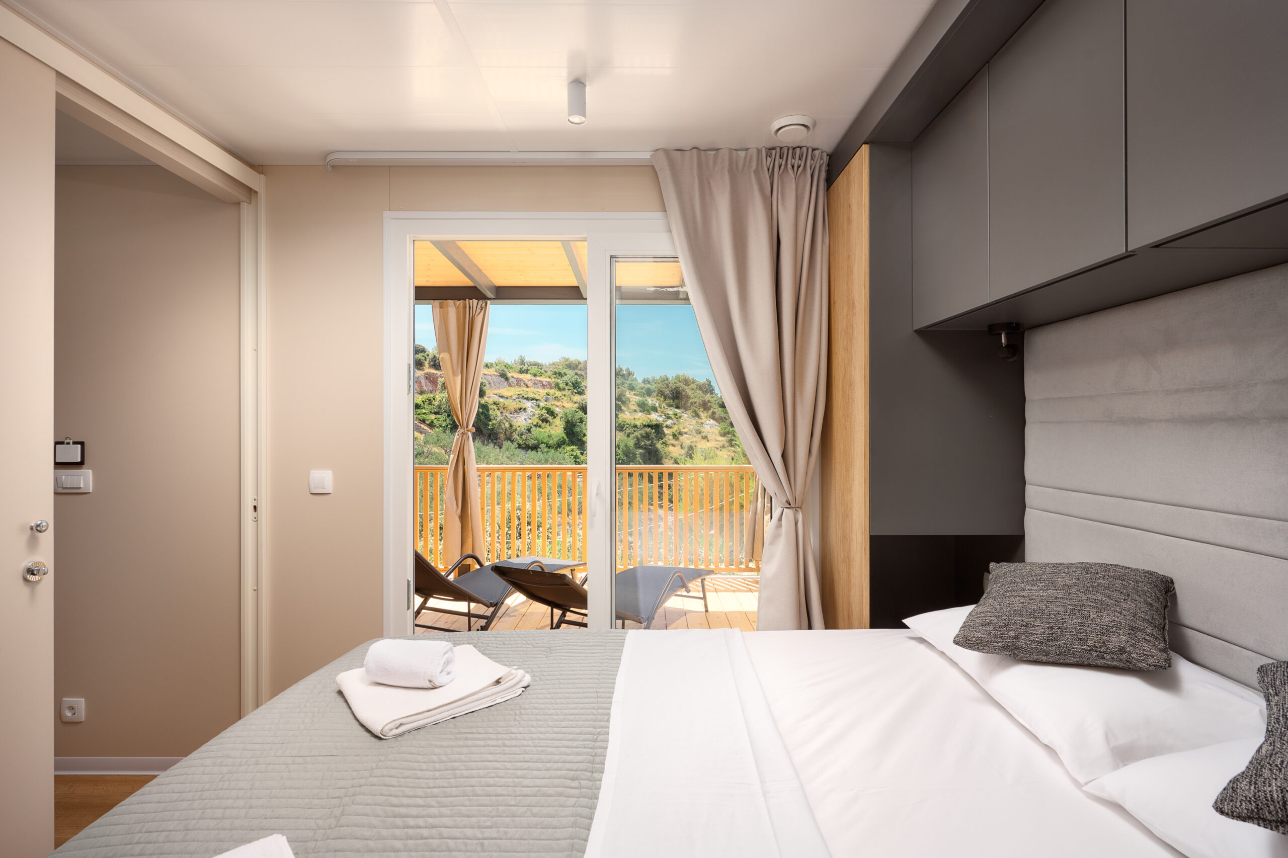 _NZ77753_ivanisevicivan.com (1) 2 NZ77753 ivanisevicivan.com 1 scaled - Adriatik Kamp